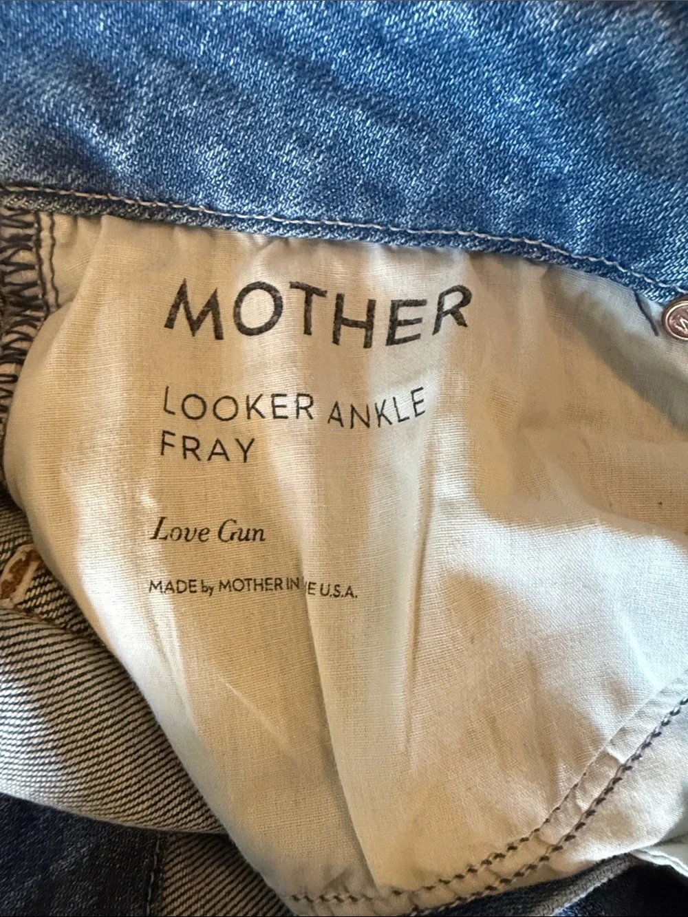 Light Blue Distressed Women’s Jeans